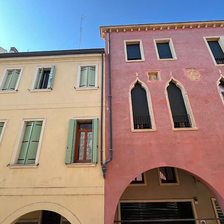 Appartamento Ai Portici Di Via Savonarola Падуа Екстериор снимка